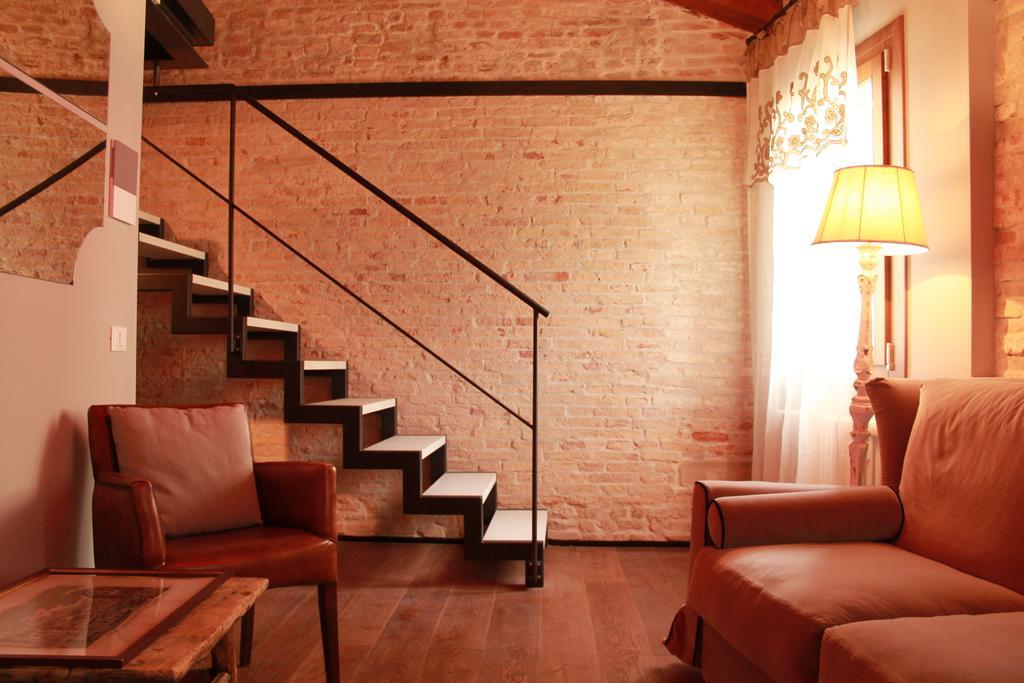 البندقية Rosso Charm B&B الغرفة الصورة